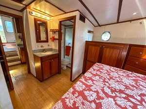 LITTLE LADY 33  Ensuite
