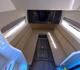 - 23 24_2018 38ft Scout 380 LXF