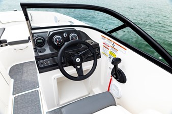 Bayliner VR4 28 