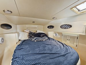 - 23 24_ 2001 38ft Mediterranean Convertible FRIDAYS 4 REEL 