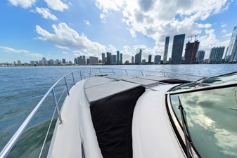 Sea Ray 380 Sundancer 24 HighRes-24