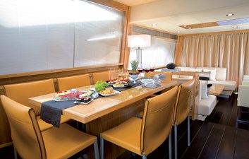 74 Muse (Demo Boat) 11 Rodman Muse 74 Interior