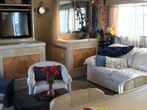 God Is Love 8 65-1989-Custom-La-Conner-Sky-Lounge-21