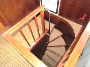 1982 Hatteras LRC Long Range Cruiser 11 12