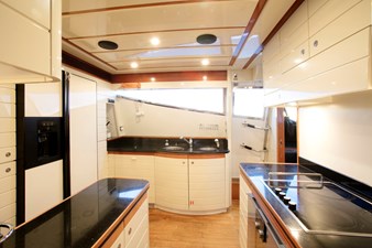 LADY VICTORIA 29 