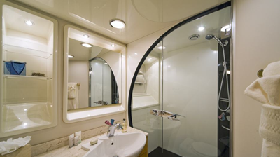 Moonraker 19 Moonraker Guest Bath