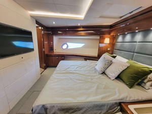Sunseeker 86 Yacht 29 