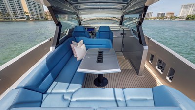 Robin's Nest 31 Vanquish VQ45