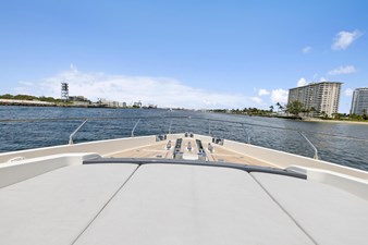 - 8 9_2021 85ft Ferretti Yachts 850