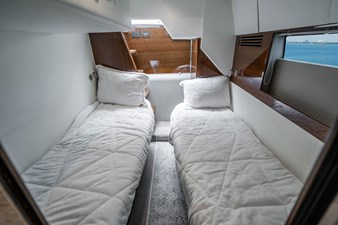 Lawless 102 DSC08821