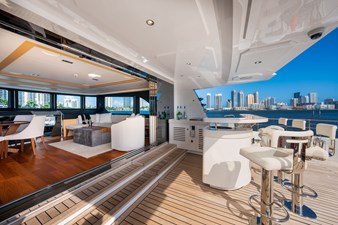 SANTOSH 14 Bridge Deck Aft
