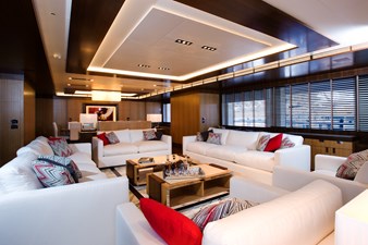 ARMADA 23 Main Saloon