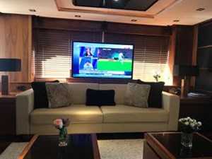 81935-3588701 16 80-2012-Sunseeker-Yacht-18