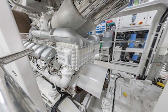 SUPERYACHT W 76 Engine Room