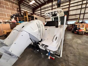 2018 Boston Whaler 280 Outrage 39 