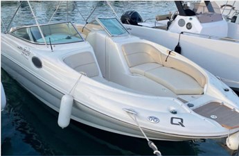 Sea Ray 240 Sundeck 1 SEA RAY 240 SUNDECK