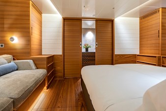 Canova 24 