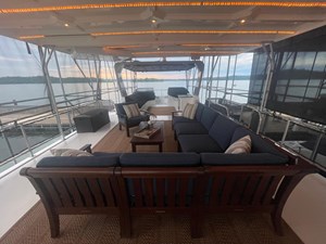 2005 Horizon 18x88 Houseboat 24 