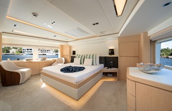 SANTOSH 5 Owner's Stateroom
