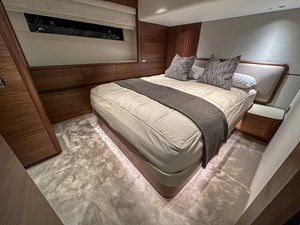 Princess X80 (X80034) 31 SB guest stateroom