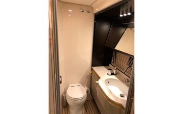 Azimut 55 10 azimut-55-2018_11