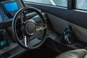 Endeavor 80 DSC06556