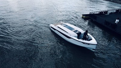 LT26 Carbon Limousine 2 17 Ante LT26 - STEEL 58_