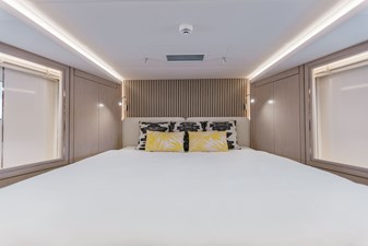 LEMANJA 48 GUEST STATEROOM&HEAD_7