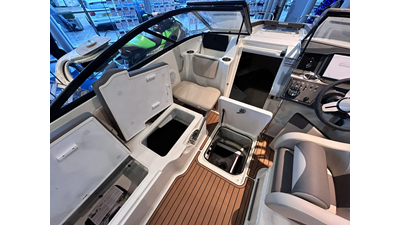 BAYLINER VR6 CUDDY 29 