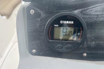 2017 Hurricane 2200 Sundeck DC 7 