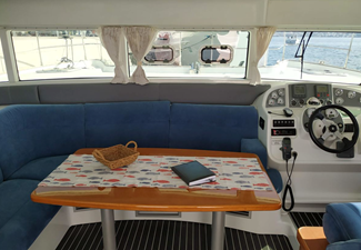 Monteki  23 Lagoon 44 (2006) MONTEKI photos_10