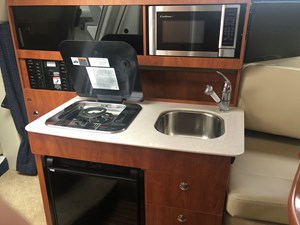 2009 Bayliner 245 SB Cruiser 11 IMG_6773