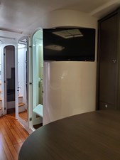 Her Salt Bouys 19 looking aft