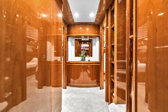 Ferretti Yachts Custom Line 94 57 
