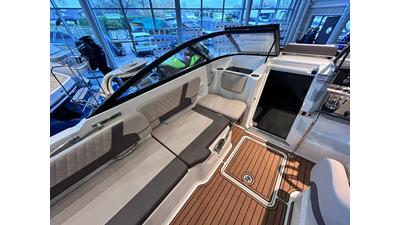 BAYLINER VR6 CUDDY 19 