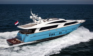 HELGA 0 VAN_DER_VALK_Raised_Pilothouse_Helga_exterior_01