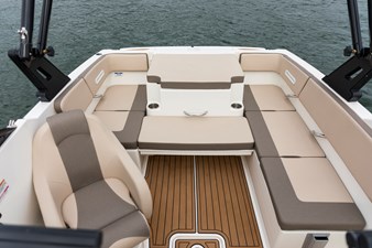 Bayliner VR4 18 