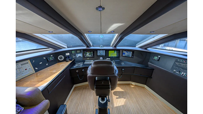 Grandeur 47 47