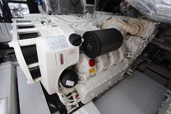 Chimaera 21 55s stbd engine