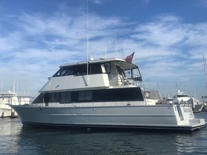 God Is Love 3 65-1989-Custom-La-Conner-Sky-Lounge-02