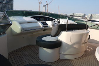 SIMONA 6 AZIMUT LEONARDO 98  - EXTERIOR - SEBASTIEN AGIUS YACHT CONSULTANT
