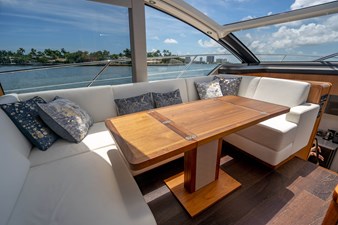 - 59 60_2019 57ft Sunseeker Predator