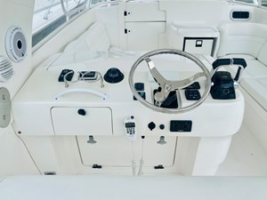 - 33 34_2008 39ft Intrepid 390 Sport Yacht