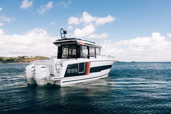 NC895 SPORT S2  1 