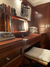 Iduna 5 Feadship IDUNA  Owners cabin