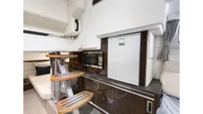 2024 Sea Ray Sundancer 320 OB 11 