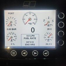 Sunseeker 86 Yacht 30 Engine hours - Port (Sep 2024)