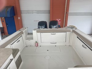 2019 Sailfish 325 Dual Console 14 
