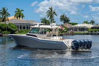 NO NAME 73 45_grady_white_profiles_15