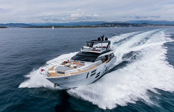 2025 CANADOS 808’ MAXIMUS  3 4. canados-808-ext--001